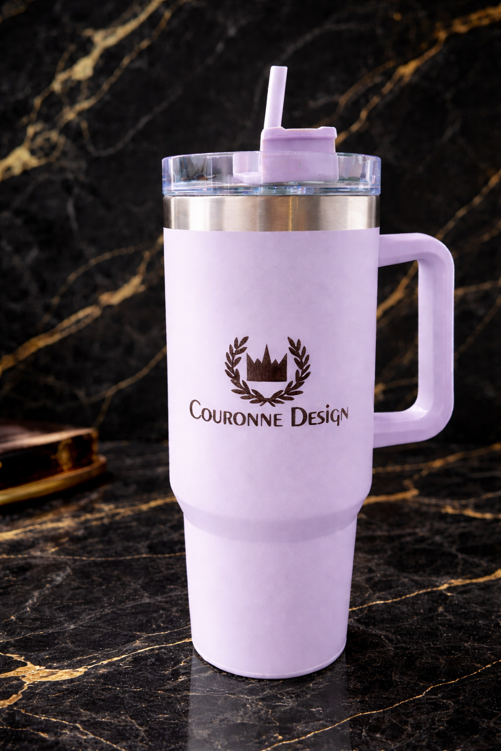 Couronne Design Tumbler To Go